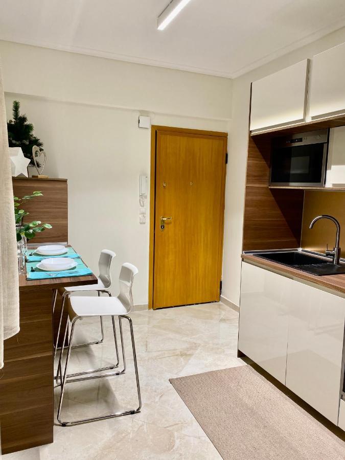 Apartment Ag.sofias Pedestrian Area Luxury Ap. & Big Balcony